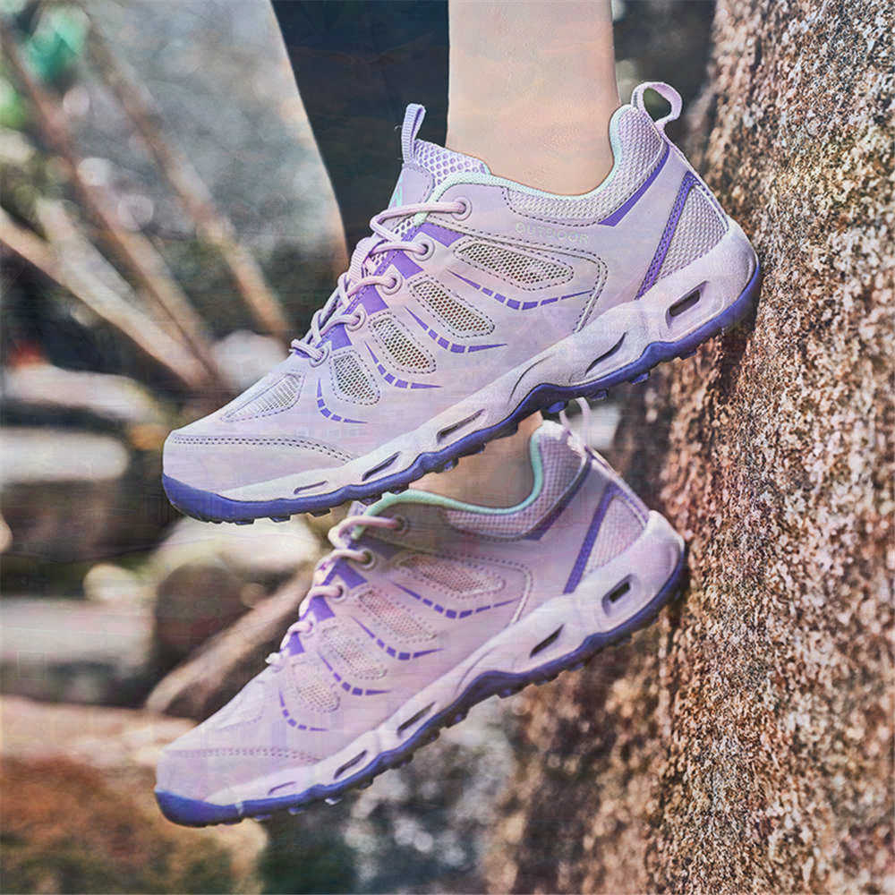 Sumer Round Tip Silver Sneaker - đánh giá và giá Office Tech Outfits